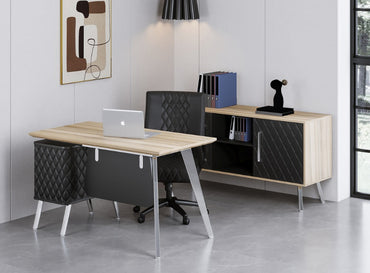 Nova Staff Table