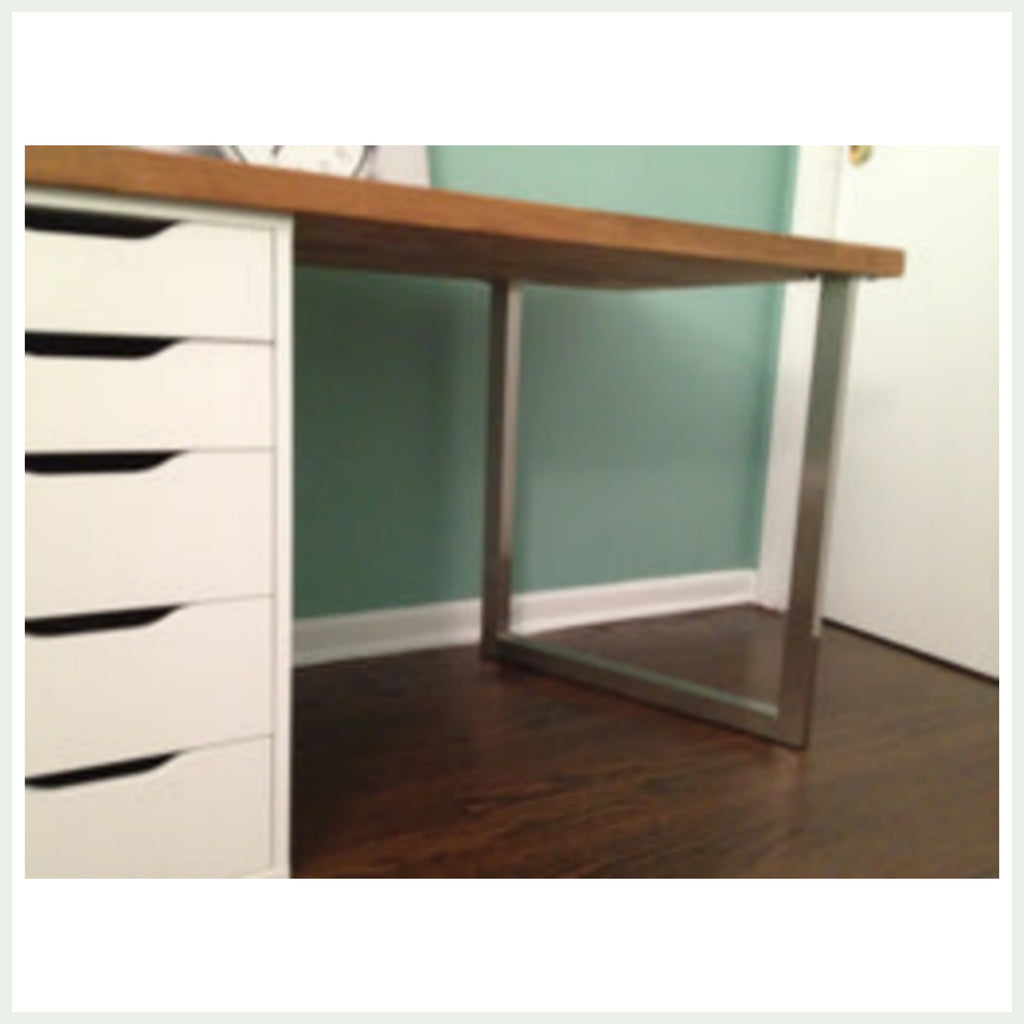 Mini computer table - small space workstation - multiwood